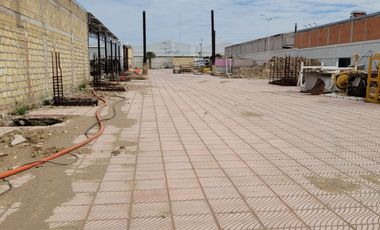 Terreno Bardeado de 4741m2 en Renta Zona VW. Finsa