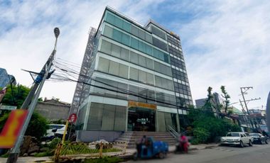 Building for Rent in Makati City Nr. Cash and Carry, Skyway 📣PRICE DROP!🔔