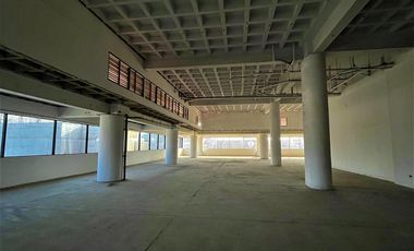 Venta De Local Comercial 1Er Y2Do Piso Edificio Omega