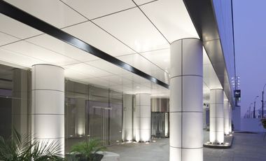 Venta De Local Comercial 1Er Y2Do Piso Edificio Omega