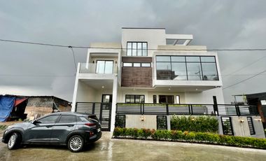 5 Bedroom House and Lot near  Sun Valley Antipolo