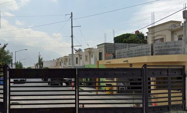 Oportunidad de Remate Bancario en Calle Viñedo Mexicano,  Los Viñedos Sector 1, Los Viñedos, Santa Catarina-Nuevo León.