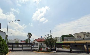 Oportunidad de Remate Bancario en Calle Viñedo Mexicano,  Los Viñedos Sector 1, Los Viñedos, Santa Catarina-Nuevo León.
