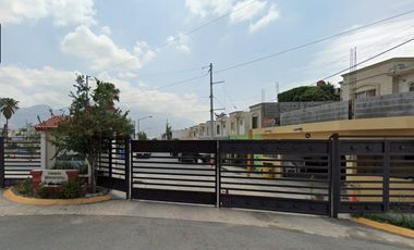 Oportunidad de Remate Bancario en Calle Viñedo Mexicano,  Los Viñedos Sector 1, Los Viñedos, Santa Catarina-Nuevo León.