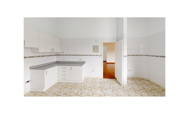 Departamento de venta de 3 habitaciones en el Valle de los Chillos