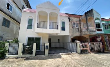 Townhouse for sale, 2 floors, 24 sq m, completely renovated. Near Rayong Witthayakhom School and Suan Sri Muang, 650 m, Mueang Rayong District, Rayong Province