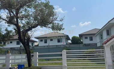 Beautiful plot of land for sale, area 100 square meters, suitable for building a house, Prawet area, Suvarnabhumi /48-LA-67005