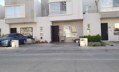 Venta de Casa en Los Agaves y Vive en un Lugar con Acceso a Los Principales Parques Industriales