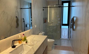 ESPECTACULAR CASA DE VENTA EN NAYÓN CUMBAYÁ!! VISTA!! PISCINA!!