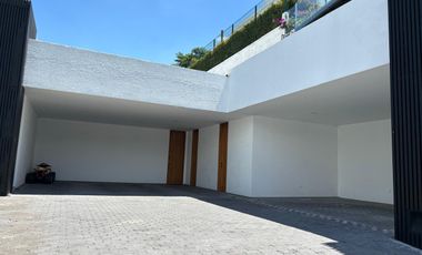 ESPECTACULAR CASA DE VENTA EN NAYÓN CUMBAYÁ!! VISTA!! PISCINA!!