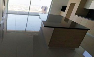 HERMOSA CASA EN CASUARINAS ALTA CON VISTA PRIVILEGIADA