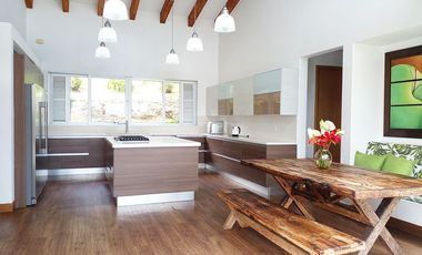 PR16166 Casa en arriendo en el sector Altos de las Palmas, Envigado