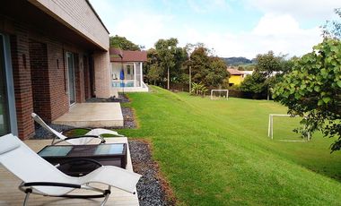 PR16166 Casa en arriendo en el sector Altos de las Palmas, Envigado