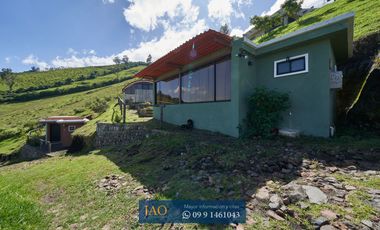 Finca en Venta con Vistas Panorámicas – Oyambarillo, Quito