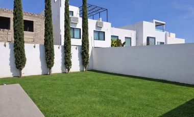 Residencia de Lujo en Venta – Valle Imperial, Zapopan