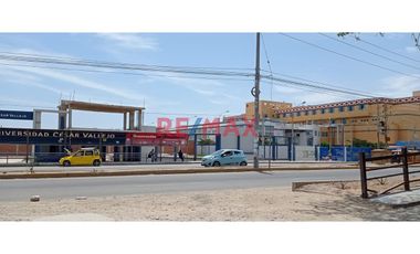 Terreno En Venta De 9903 M2, Al Costado De La Universidad De Chiclayo, Pimentel, Lambayeque(L.GUEVARA)