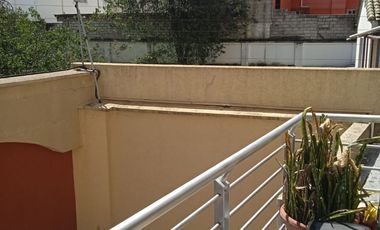 Venta de Suite amoblada cerca a la Universidad Catolica