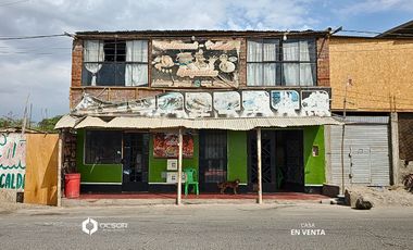 Vendo Casa con Local Aquijes 10 min de la plaza de armas de ica!! - Por Viaje!