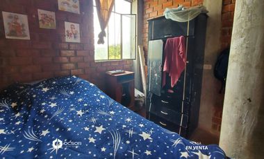 Vendo Casa con Local Aquijes 10 min de la plaza de armas de ica!! - Por Viaje!