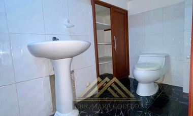 CASA  EN RENTA SECTOR PIAZZA MACHALA LAS BRISAS 5  HABITACIONES PATIO TERRAZA