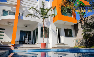 SE VENDE CASA EN EXCELENTES CONDICIONES EN OAXTEPEC