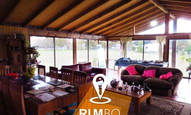 Gran casa semiterminada de 280m² en Parcela 9.400m² - Villarrica