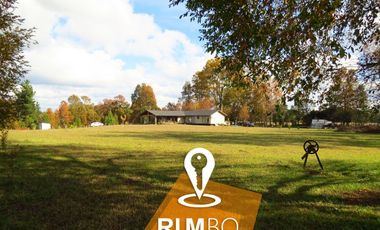 Gran casa semiterminada de 280m² en Parcela 9.400m² - Villarrica
