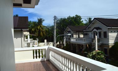 House with Beautiful Landscaped Garden in a beachfront community in Minglanilla, Cebu