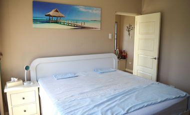 House with Beautiful Landscaped Garden in a beachfront community in Minglanilla, Cebu