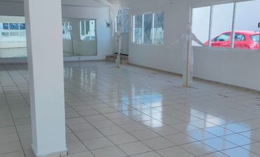 Salones de fiestas y canchas de Futbol en venta en Atizapán