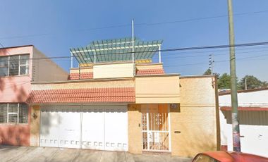 REMATE BANCARIO; INCREIBLE CASA EN VENTA EN LA PETROLERA, AZCAPOTZALCO