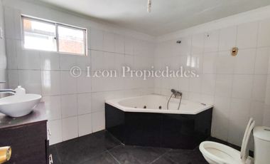 🏠Se vende casa en Curacavi centro..🏠