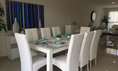 Casa Moderna en Venta en Lomas de Angelópolis II