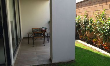 Casa Moderna en Venta en Lomas de Angelópolis II