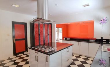Moroccan-themed house For Rent Ayala Alabang Village