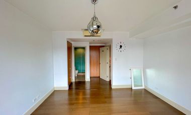 Edades Tower, Rockwell: 3BR Loft Unit for Sale!