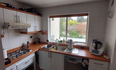 Hermoso departamento con vista al río Cruces 2D 2B y estacionamiento $750.000 más Gastos comunes