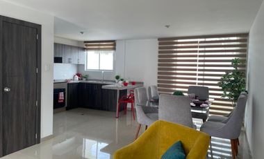 EN CALDERÓN SE VENDE CASA