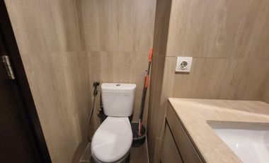 Disewakan Apartemen Studio 45sqm Orange County Lippo Cikarang