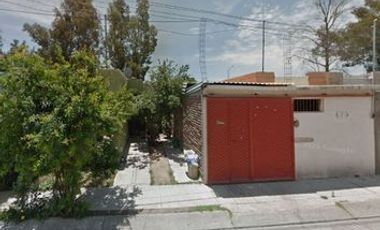 Casa VENTA, Residencial Floresta, Irapuato, Guanajuato