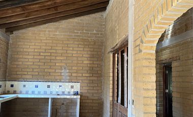 CASA EN LAS JUNTAS Y LOS VERANOS