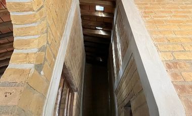 CASA EN LAS JUNTAS Y LOS VERANOS