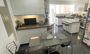 Dpto en Cerros de Camacho: 262.5 m², 3 Habit, 3.5 Baños, Vista Al Golf $460,000