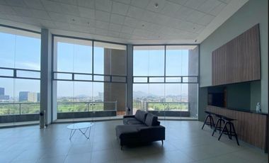 Dpto en Cerros de Camacho: 262.5 m², 3 Habit, 3.5 Baños, Vista Al Golf $460,000