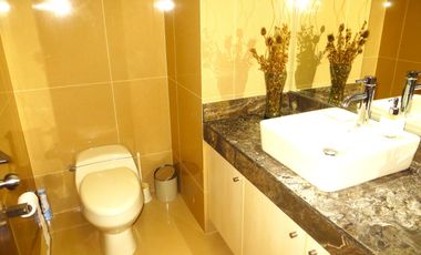 Dpto en Cerros de Camacho: 262.5 m², 3 Habit, 3.5 Baños, Vista Al Golf $460,000