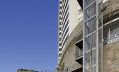 Dpto en Cerros de Camacho: 262.5 m², 3 Habit, 3.5 Baños, Vista Al Golf $460,000