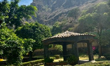 Oportunidad!! En venta Quinta en Huachinantilla, en Tepoztlán, Morelos.