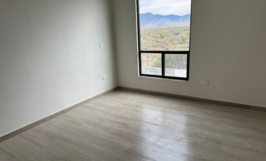 Casa en venta en Fraccionamiento Valle de Fontana Saltillo, Coahuila