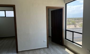 Casa en venta en Fraccionamiento Valle de Fontana Saltillo, Coahuila