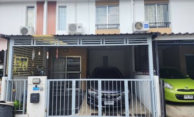 The Best deal ever! Town house 16 Sq.wah , Baan Pruksa 77/1